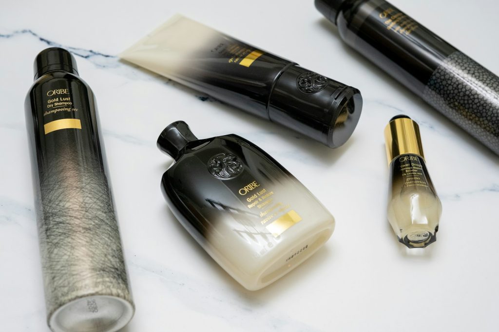 What Are The Benefits of Niacinamide for Hair? 7 Products to Try 