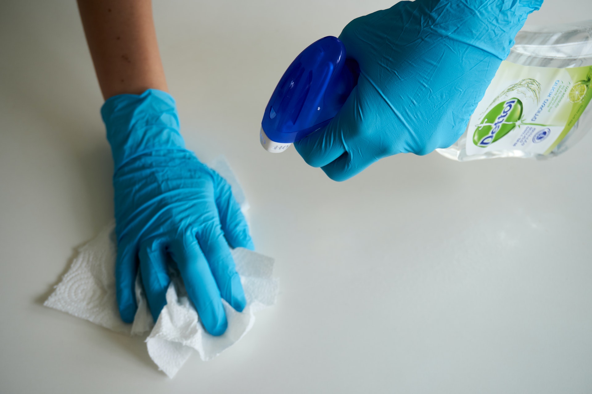 Pre-Vacation Cleaning 8 Chores You Need to Do Before Leaving for Vacation pre-vacation cleaning