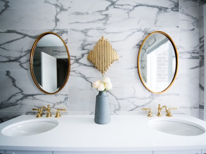 bathroom organization ideas - two wall mirrors