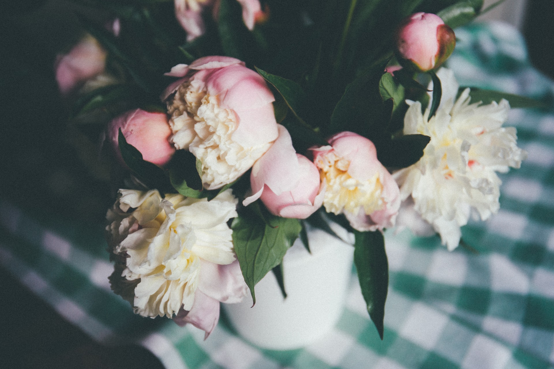 Best Flowers for Wedding Centerpieces