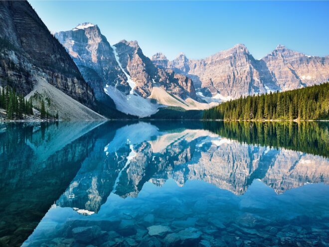 Moraine Lake in Banff, Alberta, Canada