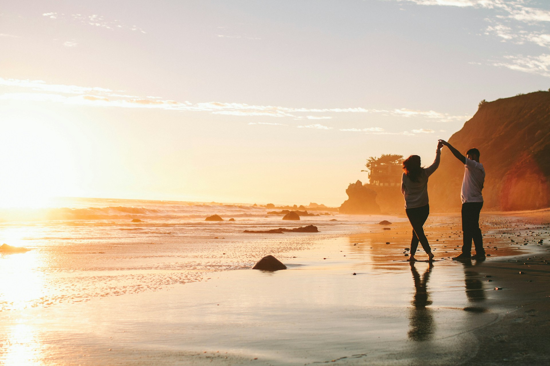 engagement photoshoot at the beach